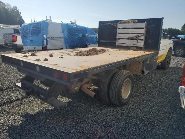 3C7WRSBJ2KG651987 - 2019 RAM 3500 Biały zdjęcie 3