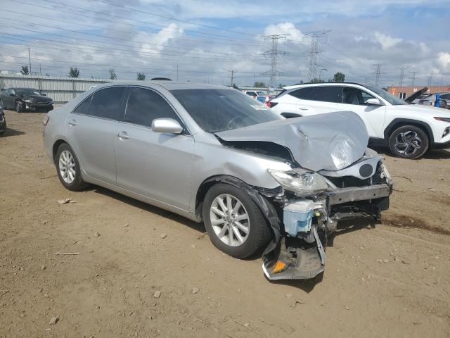 4T4BF3EK7AR030983 - 2010 TOYOTA CAMRY BASE SILVER photo 4