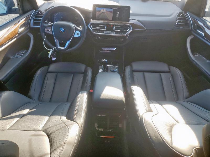 5UX43DP09N9M55985 - 2022 BMW X3 SDRIVE30I RED photo 8