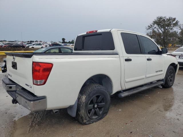 1N6BA0ED5EN501913 - 2014 NISSAN TITAN S WHITE photo 3