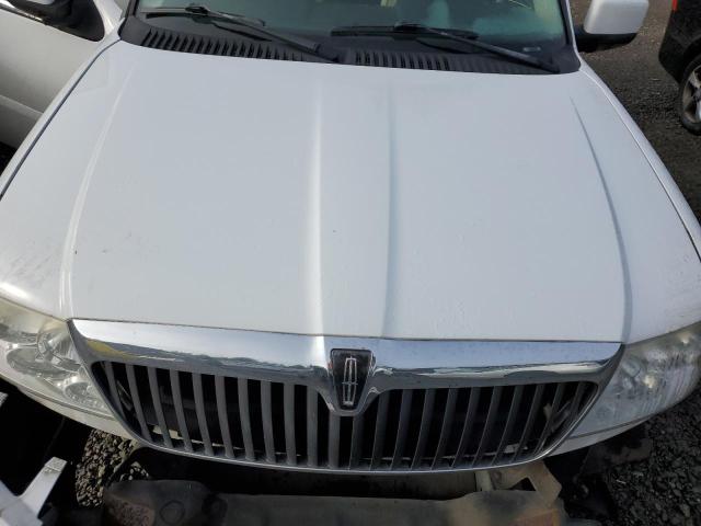 5LMFU285X6LJ11830 - 2006 LINCOLN NAVIGATOR თეთრი ფოტო 11