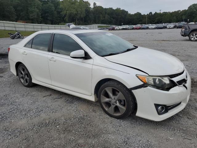 4T1BF1FK2CU632917 - 2012 TOYOTA CAMRY BASE WHITE photo 4