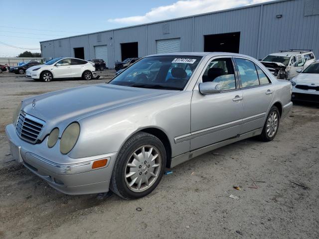 2001 MERCEDES-BENZ E 320, 