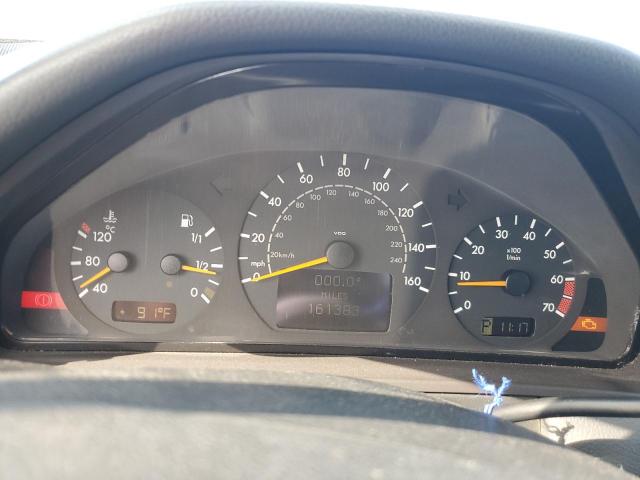 WDBJF65J41B243029 - 2001 MERCEDES-BENZ E 320 SILVER photo 9