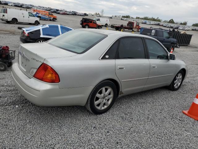 4T1BF28B52U237471 - 2002 TOYOTA AVALON XL SILVER photo 3