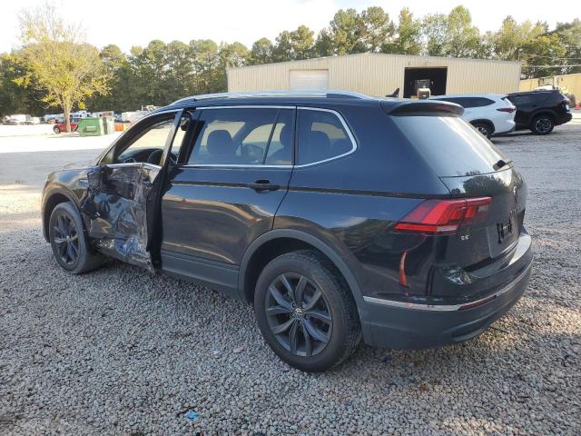 3VV3B7AX1RM072204 - 2024 VOLKSWAGEN TIGUAN SE Czarny zdjęcie 2
