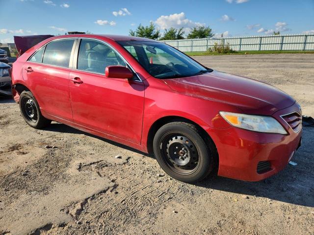 4T4BF3EK3BR143542 - 2011 TOYOTA CAMRY BASE أحمر صورة 4