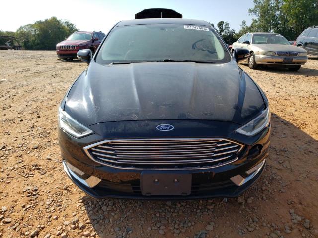 3FA6P0HD7HR321094 - 2017 FORD FUSION SE BLACK photo 5