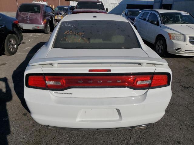 2C3CDXBG4DH711176 - 2013 DODGE CHARGER SE WHITE photo 6