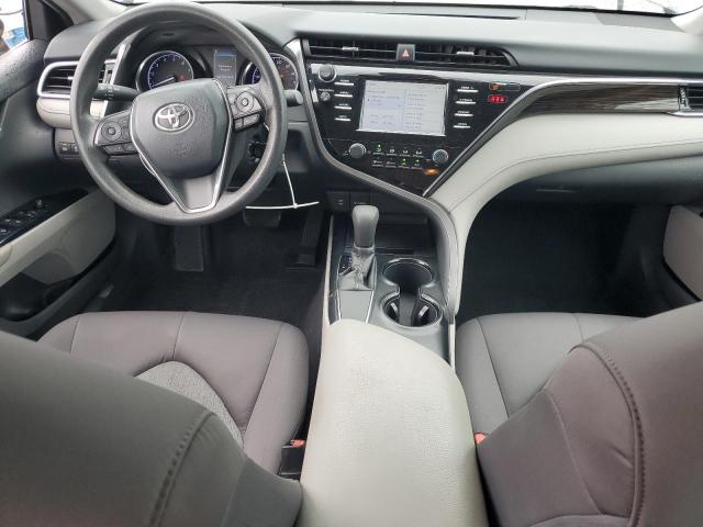 4T1B11HK3JU578844 - 2018 TOYOTA CAMRY L GRAY photo 8