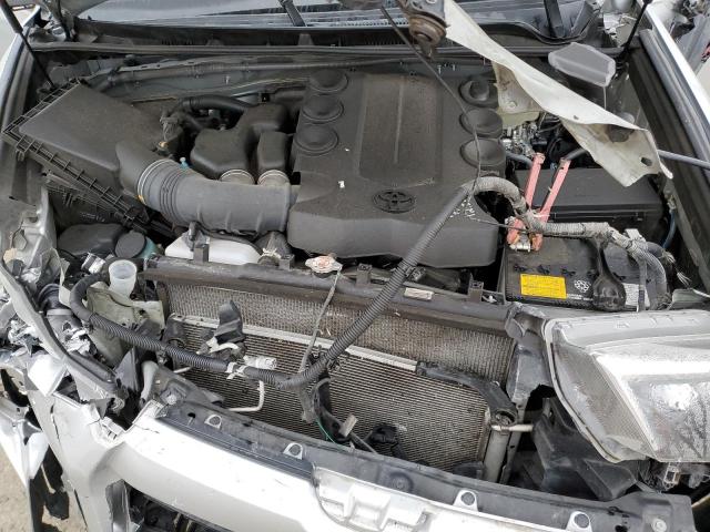 JTEPU5JR1M5903131 - 2021 TOYOTA 4RUNNER SR5/SR5 PREMIUM 银色 照片 11