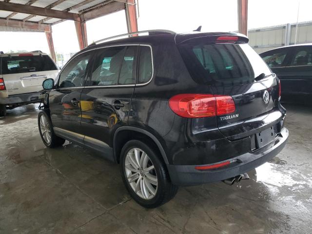 WVGAV7AX8FW501312 - 2015 VOLKSWAGEN TIGUAN S BLACK photo 2