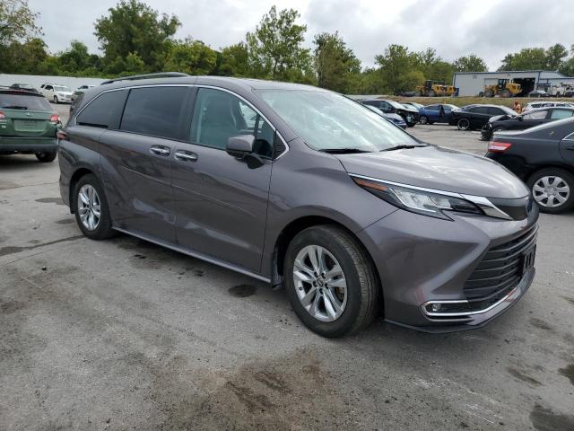 5TDJSKFC0PS099065 - 2023 TOYOTA SIENNA XLE GRAY photo 4