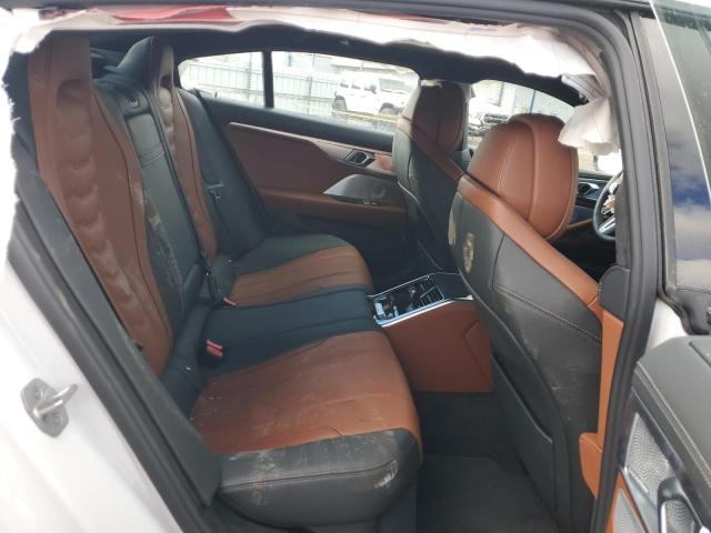 WBAGV8C06RCR92101 - 2024 BMW M850XI WHITE photo 10