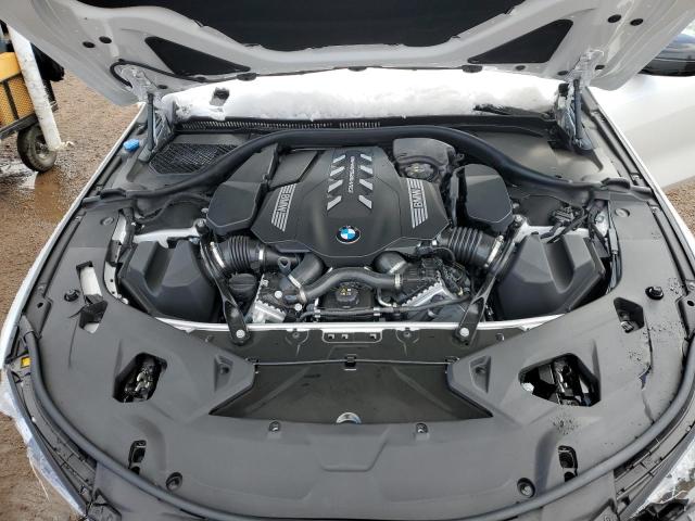 WBAGV8C06RCR92101 - 2024 BMW M850XI WHITE photo 11