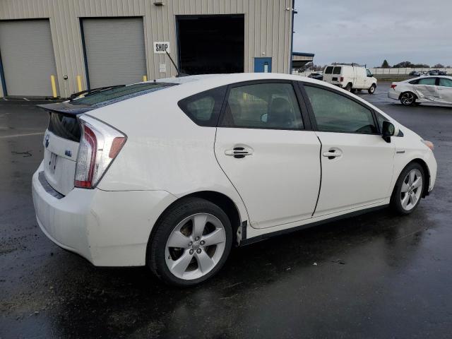 JTDKN3DU2C5496290 - 2012 TOYOTA PRIUS WHITE photo 3