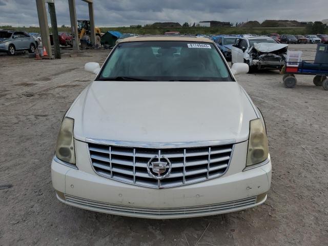 1G6KD5EY1AU107290 - 2010 CADILLAC DTS LUXURY COLLECTION WHITE photo 5