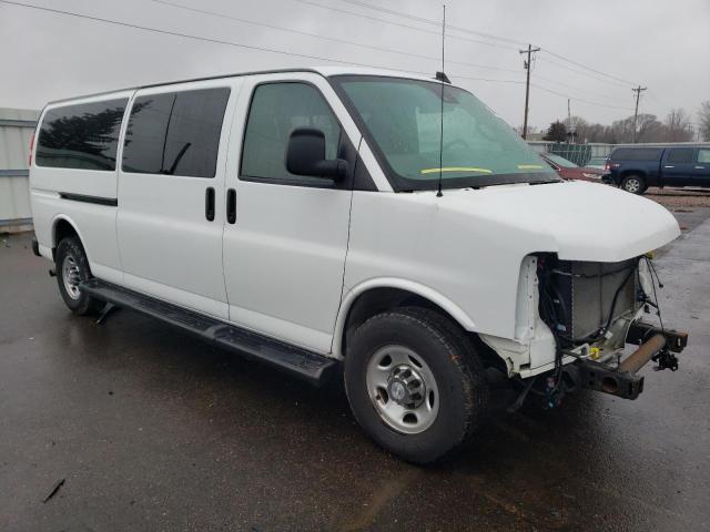 1GAZGPFP0K1141785 - 2019 CHEVROLET EXPRESS G3 LT WHITE photo 4