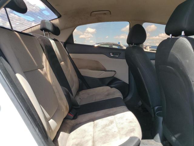 3KPC24A33KE051932 - 2019 HYUNDAI ACCENT SE Biały zdjęcie 10