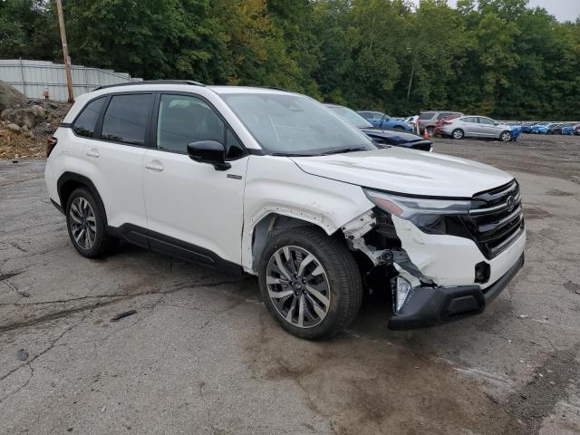 JF2SLSTD0SH428781 - 2025 SUBARU FORESTER TOURING Blanco foto 4