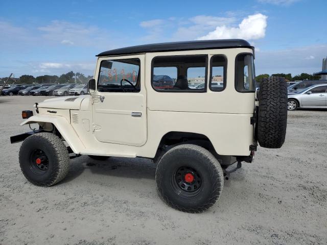 FJ40904881 - 1977 TOYOTA FJ40 BEIGE photo 2