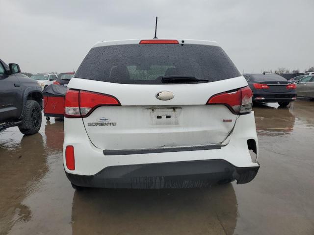 5XYKT3A63FG592114 - 2015 KIA SORENTO LX WHITE photo 6