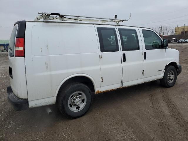 1GCGG25V851238447 - 2005 CHEVROLET EXPRESS G2 WHITE photo 3