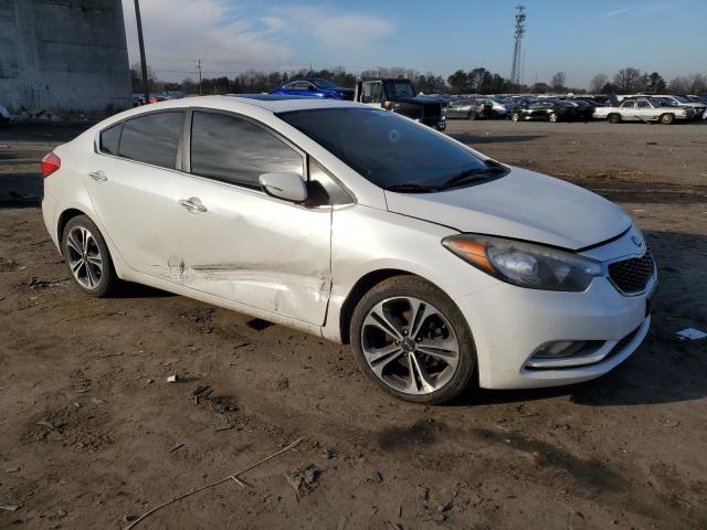 KNAFZ4A89E5204458 - 2014 KIA FORTE EX WHITE photo 4