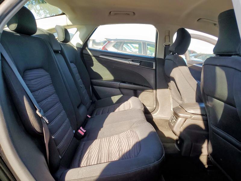 3FA6P0H76GR159547 - 2016 FORD FUSION SE 黑色 照片 10