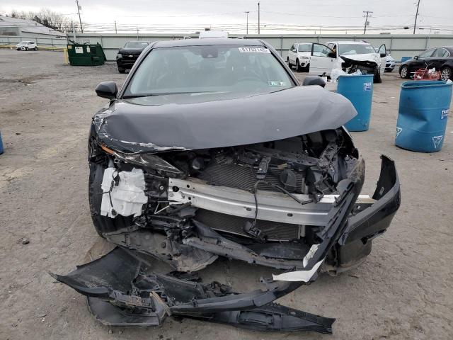 4T1B11HKXKU811720 - 2019 TOYOTA CAMRY L BLACK photo 5