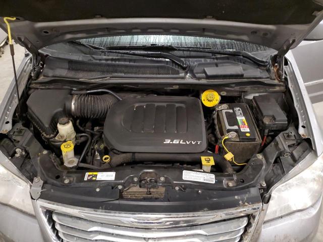 2C4RC1BG0ER131618 - 2014 CHRYSLER TOWN & COU TOURING SILVER photo 12