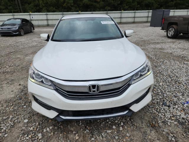 1HGCR2F5XGA185388 - 2016 HONDA ACCORD SPORT 白色 照片 5