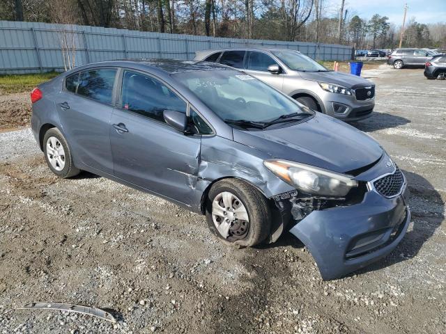 KNAFK4A6XG5563386 - 2016 KIA FORTE LX BLUE photo 4