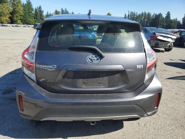 JTDKDTB34J1620058 - 2018 TOYOTA PRIUS C ნაცრისფერი ფოტო 6