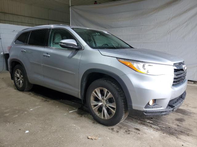 5TDJKRFHXES060579 - 2014 TOYOTA HIGHLANDER XLE ვერცხლისფერი ფოტო 4