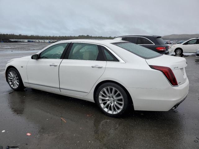 1G6KB5RSXJU152305 - 2018 CADILLAC CT6 WHITE photo 2