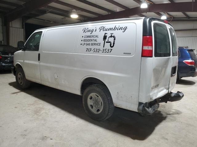 1GCWGAFP9L1163535 - 2020 CHEVROLET EXPRESS G2 WHITE photo 2