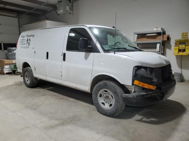 1GCWGAFP9L1163535 - 2020 CHEVROLET EXPRESS G2 WHITE photo 4