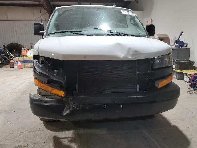 1GCWGAFP9L1163535 - 2020 CHEVROLET EXPRESS G2 WHITE photo 5