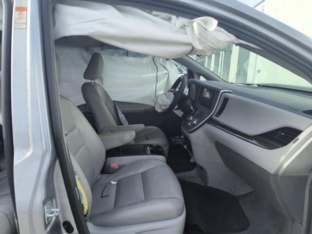 5TDYK3DC0FS647331 - 2015 TOYOTA SIENNA XLE SILVER photo 5