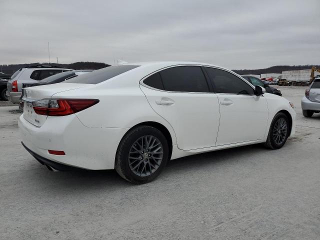 58ABK1GG3JU114620 - 2018 LEXUS ES 350 WHITE photo 3