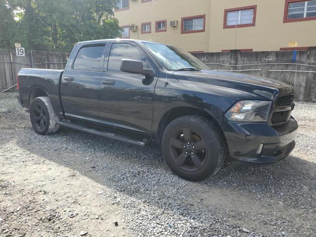 1C6RR6KG6JS297010 - 2018 RAM 1500 ST Черный фото 4