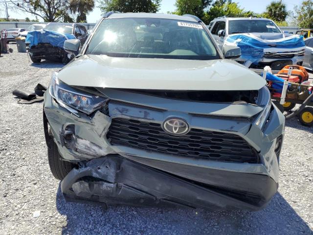 2T3W1RFV1MW121720 - 2021 TOYOTA RAV4 XLE GRAY photo 5