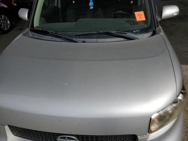 JTLKE50EX81026702 - 2008 TOYOTA SCION XB 银色 照片 12