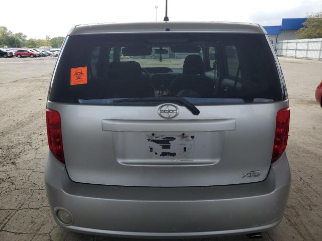 JTLKE50EX81026702 - 2008 TOYOTA SCION XB 银色 照片 6