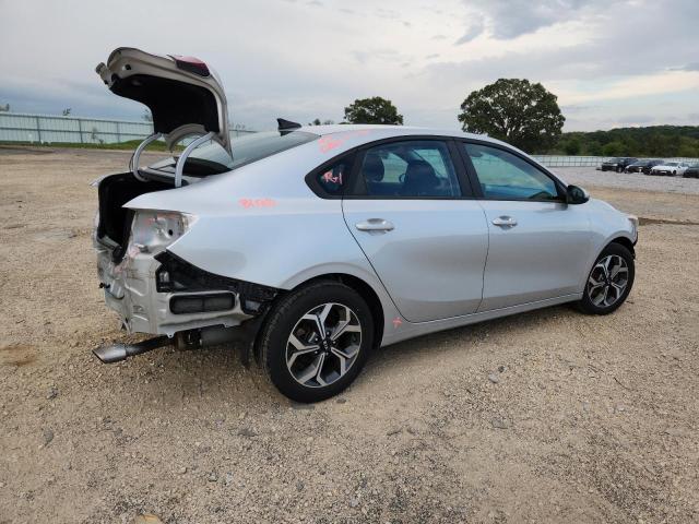 3KPF24AD8LE236095 - 2020 KIA FORTE FE 银色 照片 3