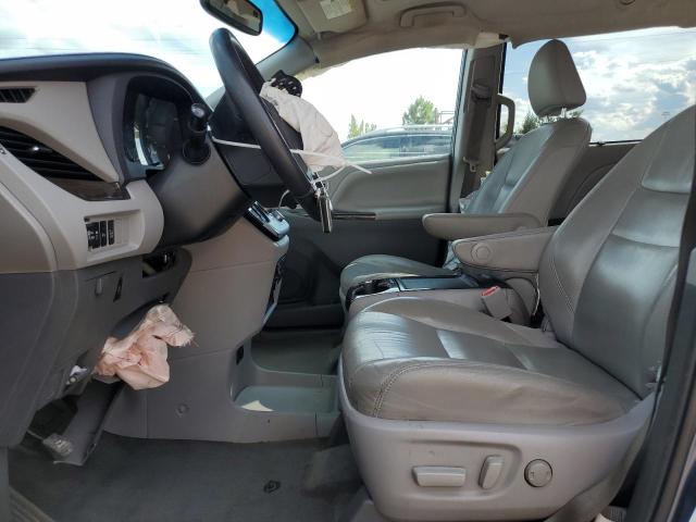 5TDYK3DC2FS675826 - 2015 TOYOTA SIENNA XLE BLUE photo 7