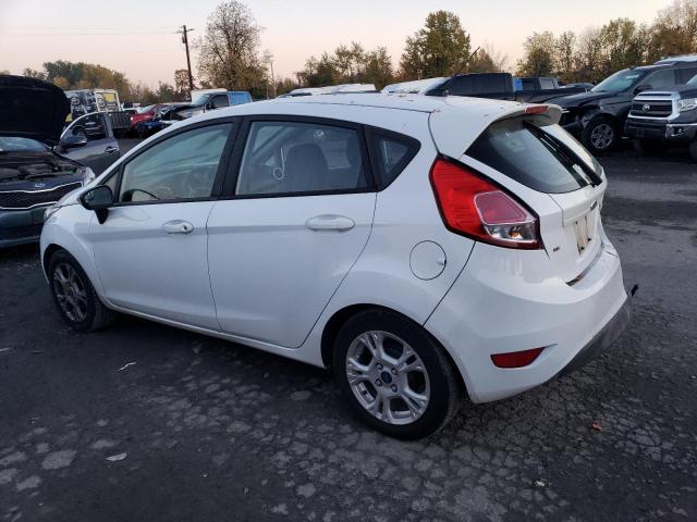 3FADP4EJ7FM146655 - 2015 FORD FIESTA SE WHITE photo 2