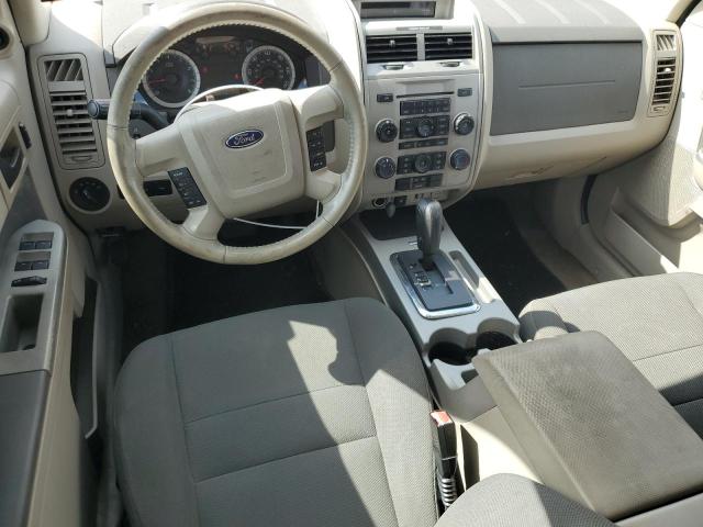 1FMCU03769KA07946 - 2009 FORD ESCAPE XLT RED photo 8