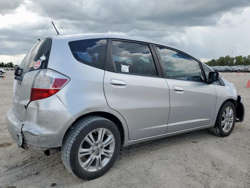JHMGE8H30DC060750 - 2013 HONDA FIT 银色 照片 3